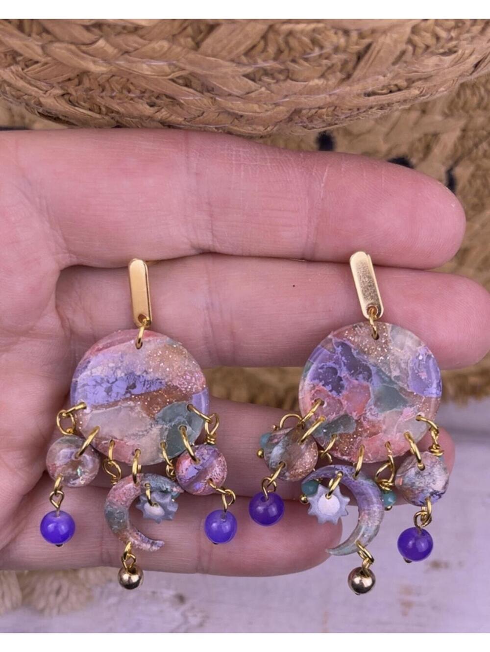 The Madeleine Dangle in Putple